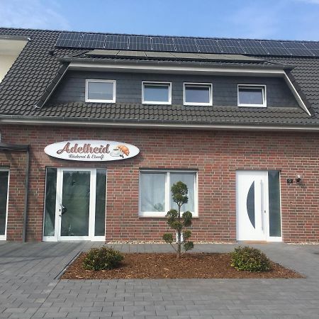 Gaeste Und Messezimmer Adelheidsdorf Bagian luar foto