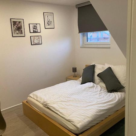Gaeste Und Messezimmer Adelheidsdorf Bagian luar foto